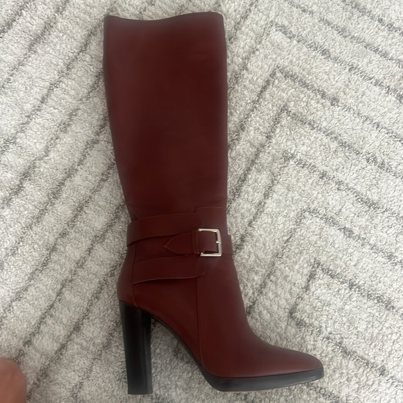 Hermes Brown Heeled Boots with Buckle Detailing - Picture 8 of 13